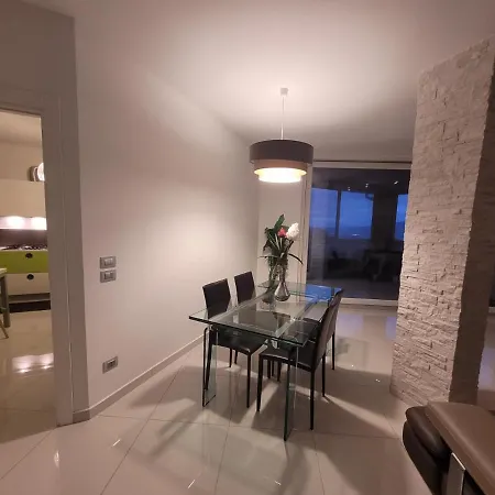 Villa 30Km From The Sea And 30Km From The Sila National Park *